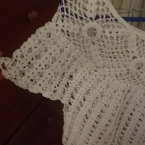 Top - Picture 2 of 3